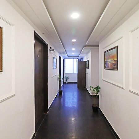 Hotel Mayda Prime Near Delhi Airport Нью-Дели Экстерьер фото