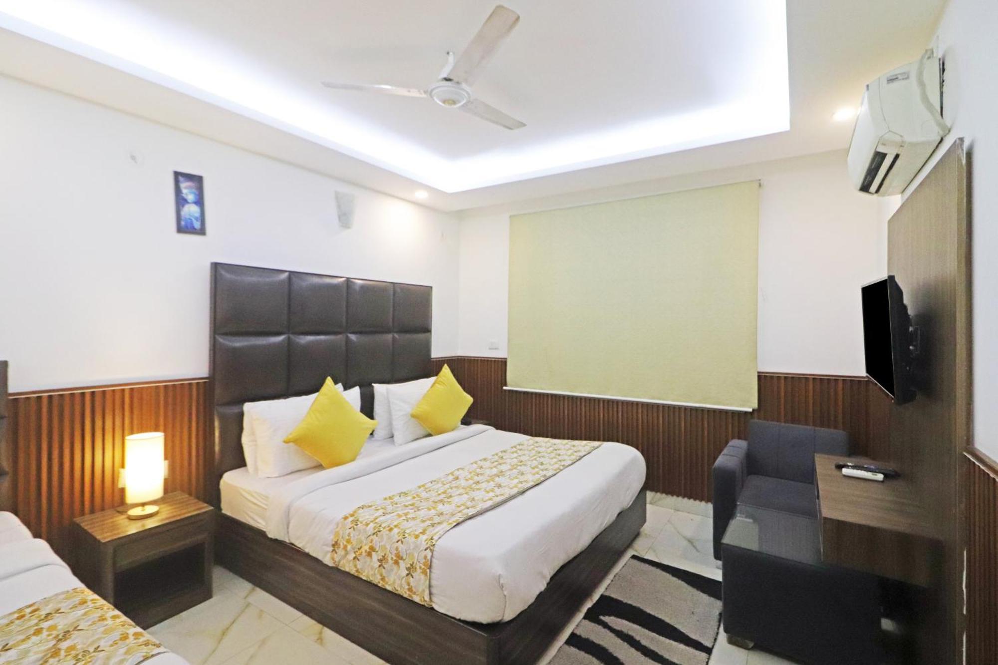 Hotel Mayda Prime Near Delhi Airport Нью-Дели Экстерьер фото