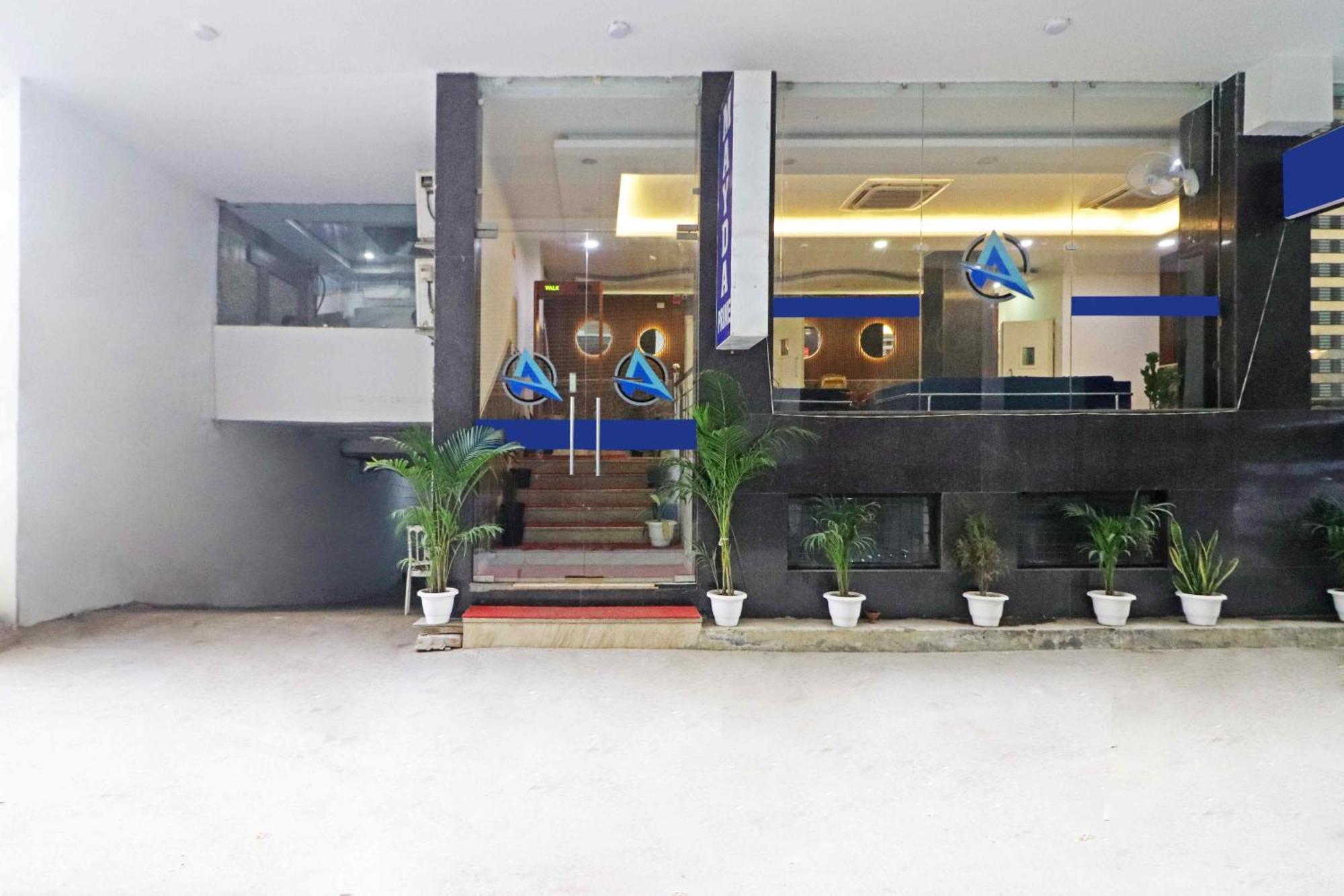 Hotel Mayda Prime Near Delhi Airport Нью-Дели Экстерьер фото