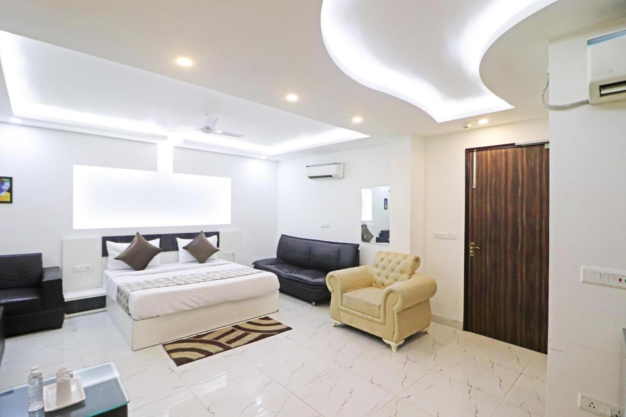 Hotel Mayda Prime Near Delhi Airport Нью-Дели Экстерьер фото