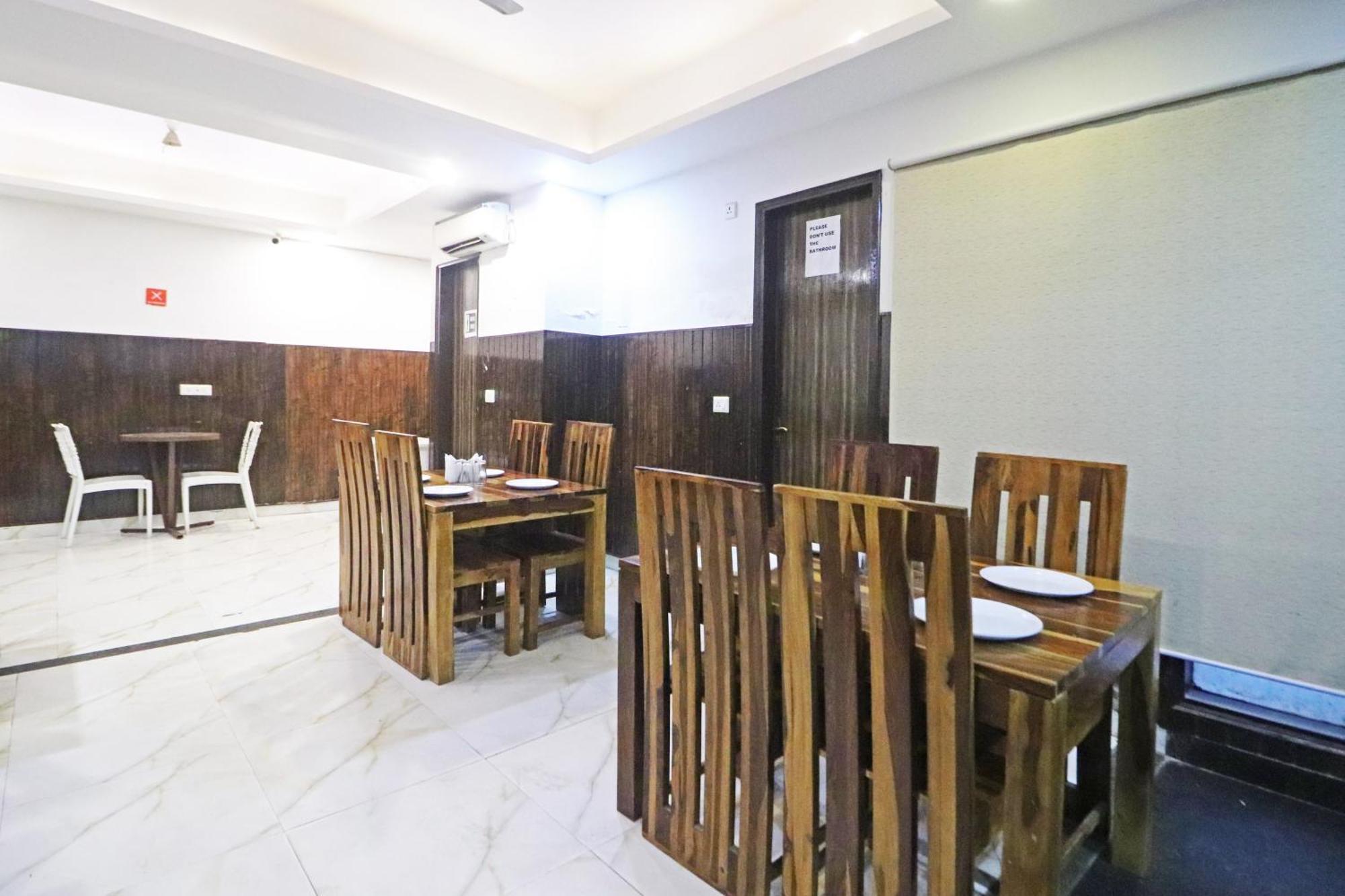 Hotel Mayda Prime Near Delhi Airport Нью-Дели Экстерьер фото